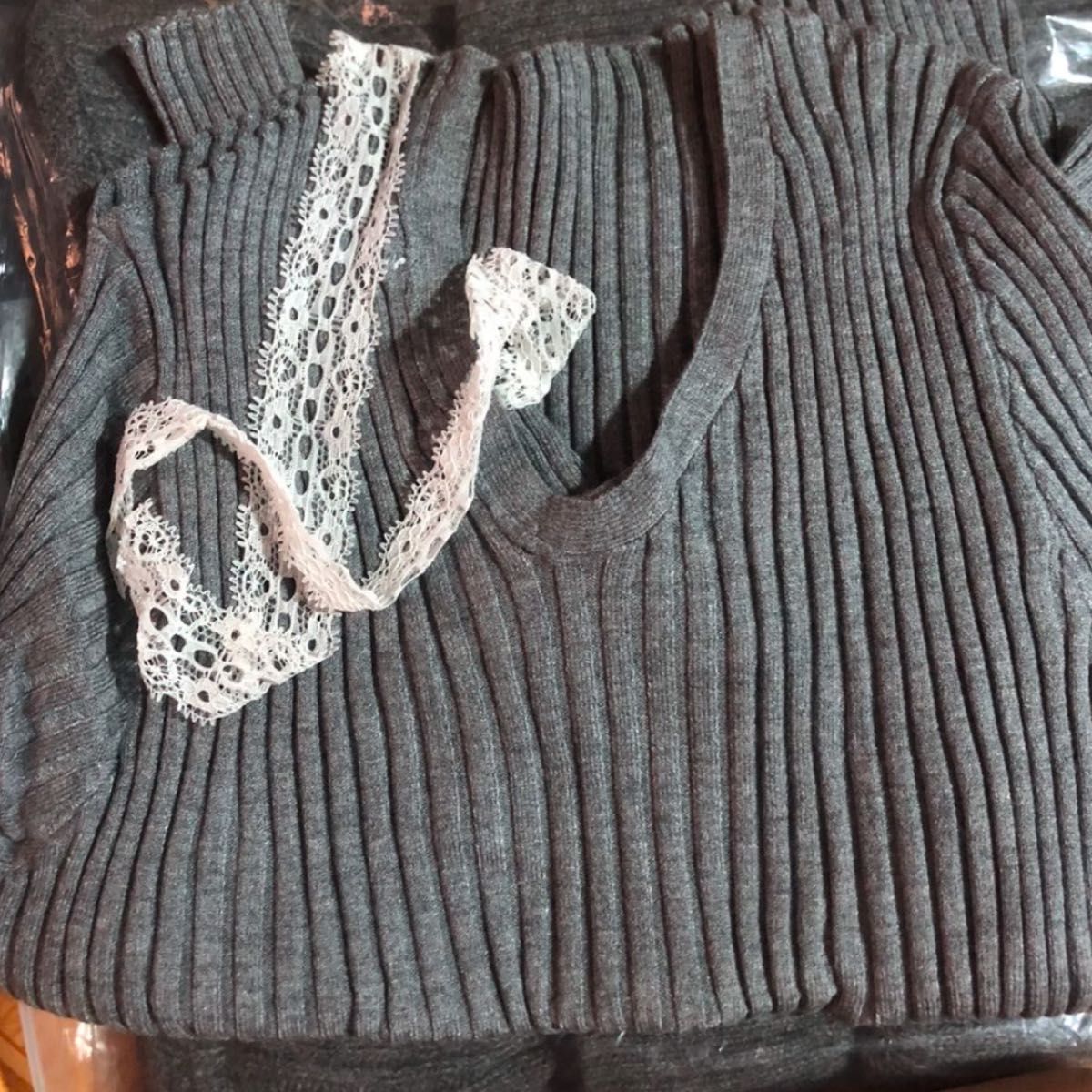 shein オフショルニット トップス リボン 肩リボン グレー日も shein オフショルニット トップス リボン 肩リボン グレー日も