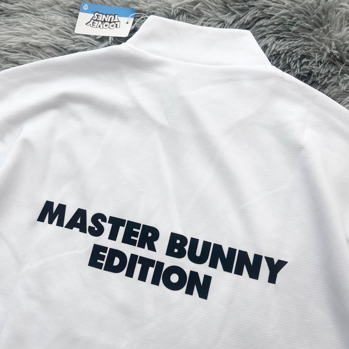 新品 マスターバニーエディション バッグスバニー モックネック 新品 マスターバニーエディション バッグスバニー モックネック
