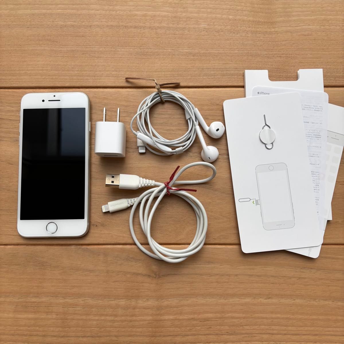 Apple iPhone7 シルバー 128GB SIMロック解除済 iphone7 128GB SIMロック解除 スマホ iPhone