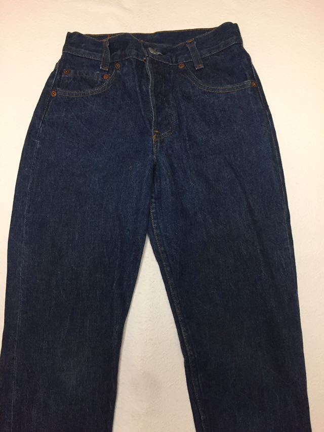 * LEVI*S * Levi's 701-0115 STUDENT 80s 84 year made Vintage original USA made . color excellent button fly reverse side 553 jeans W24 L30