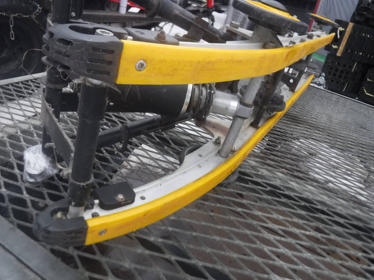 Ski doo 05 summit REV 800 159 スライドレール リアレール Ski doo 05 summit REV 800 159 スライドレール リアレール