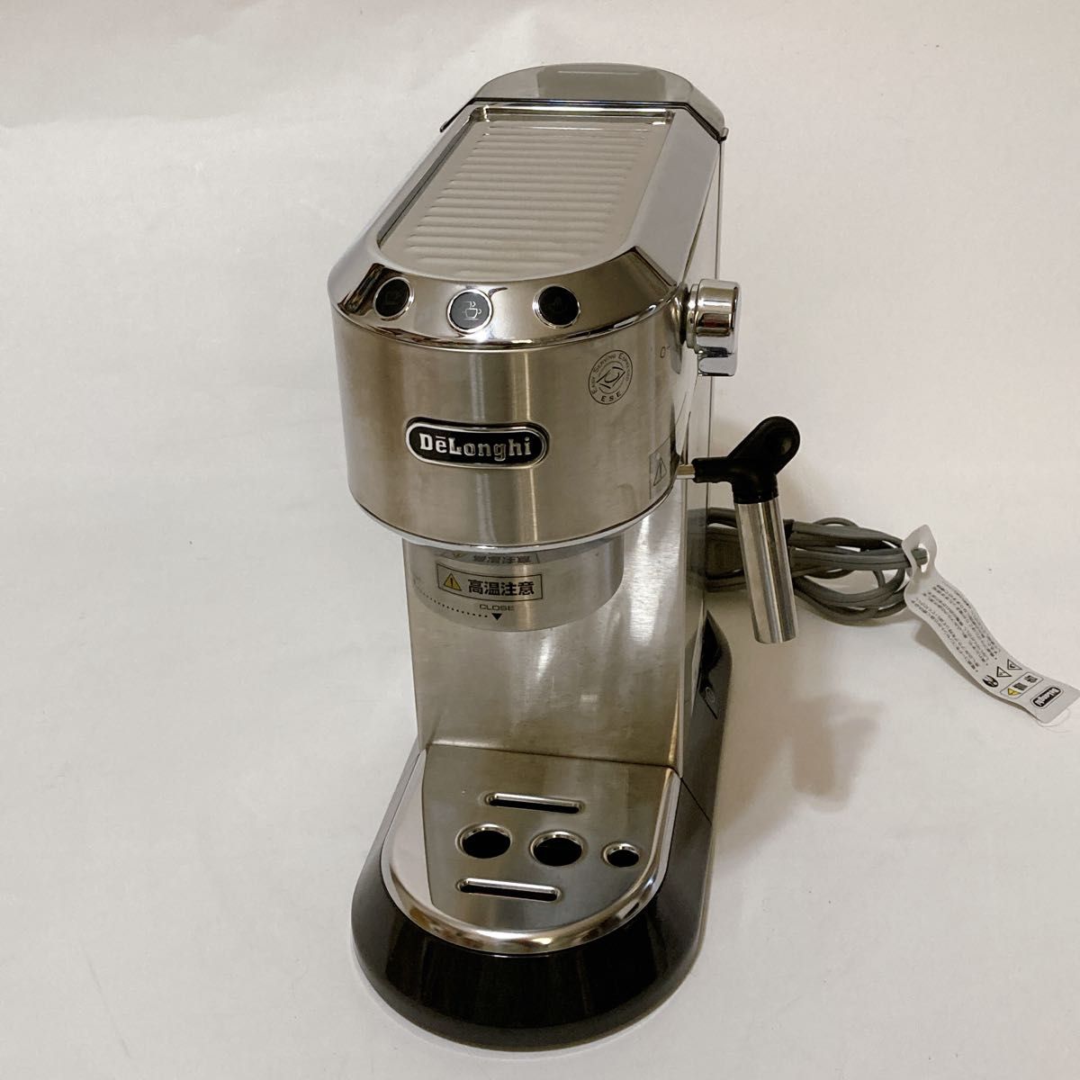 De’Longhi デロンギ エスプレッソマシン デディカ EC680M 本体のみ De’Longhi デロンギ エスプレッソマシン デディカ EC680M 本体のみ