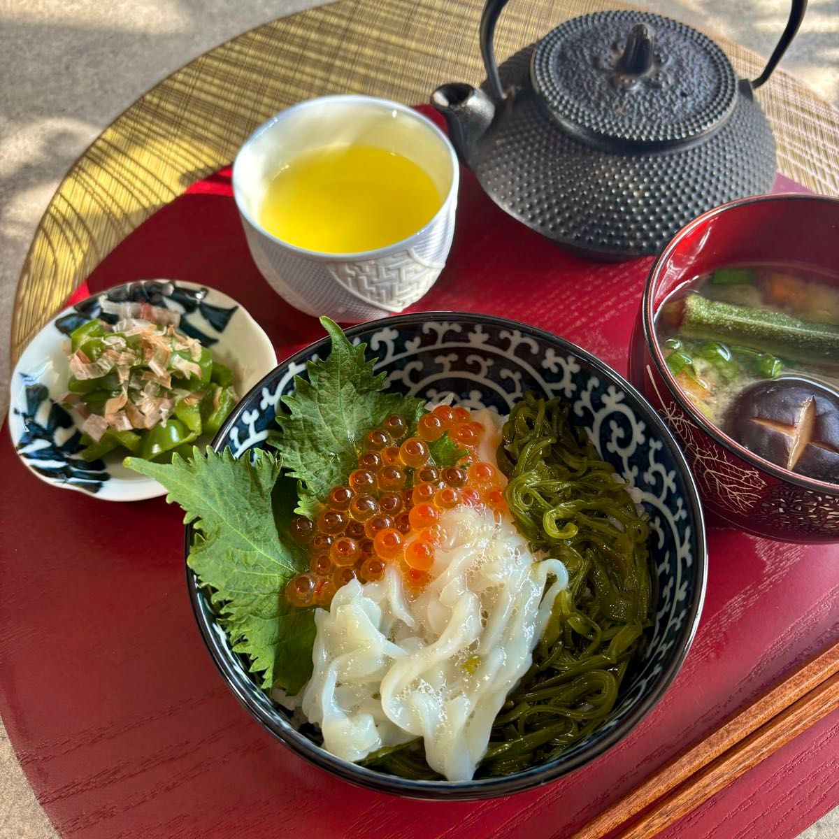 美濃焼 小どんぶり 2点セット 丼 お好み鉢 タコ唐草 内外蛸唐草 美濃焼 小どんぶり 2点セット 丼 お好み鉢 タコ唐草 内外蛸唐草
