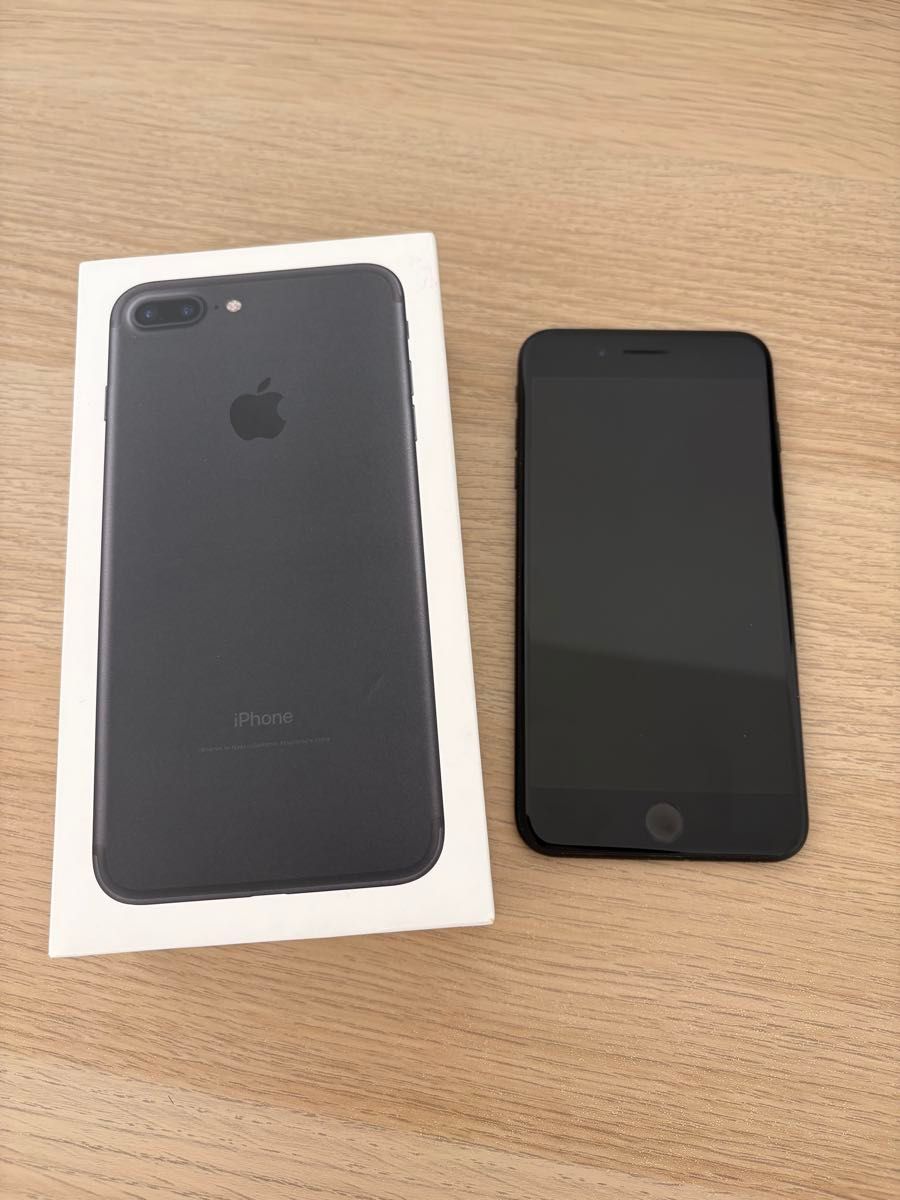 iPhone7plus ブラック32GB 本体+箱 SIMフリー iPhone7plus ブラック32GB 本体+箱 SIMフリー