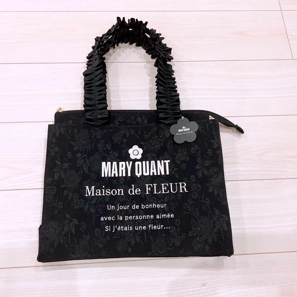 メゾンドフルール MARY QUANT フリルスクエアトートMバッグ メゾンドフルール MARY QUANT フリルスクエアトートMバッグ