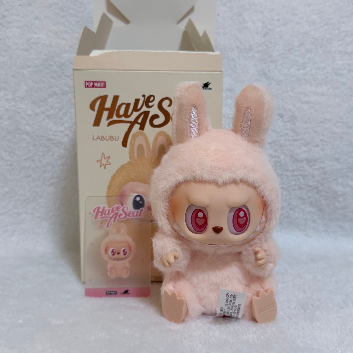 ☆sanrio☆ ハローキティ ぬいぐるみ 2Lサイズ 可愛い 金色ネーム ☆sanrio☆ ハローキティ ぬいぐるみ 2Lサイズ 可愛い 金色
