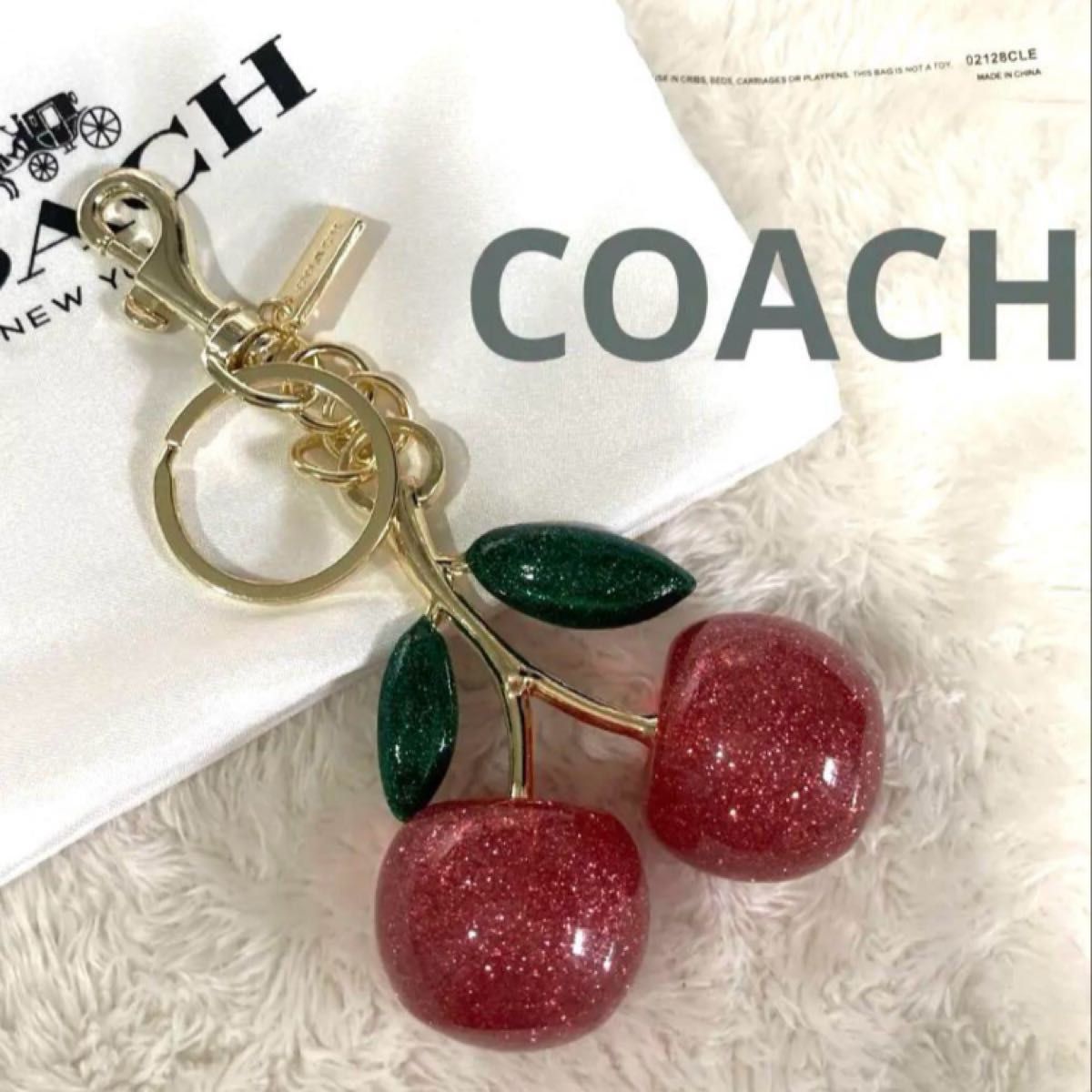 新品コーチ COACH チェリー チャーム キーホルダー さくらんぼ 新品コーチ COACH チェリー チャーム キーホルダー さくらんぼ