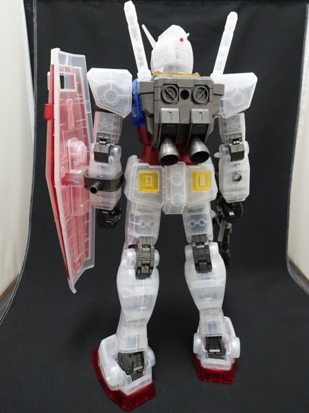 一番くじ メガサイズ ガンダム ソリッドクリア & ソリッド 一番くじ メガサイズ ガンダム ソリッドクリア & ソリッド