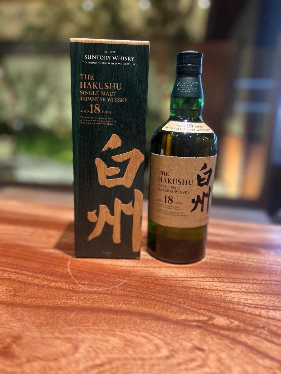 【美品】 白州18年 空瓶(700ml・箱付き) 未洗浄 超希少】サントリー白州18年 空瓶(700ml・箱付き)未洗浄品 白州18