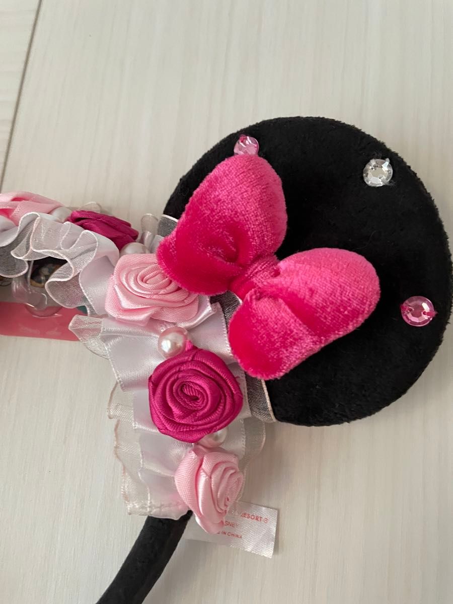 ディズニー ミニー カチューシャ ピンク リボン 花 レース ディズニー ミニー カチューシャ ピンク リボン 花 レース