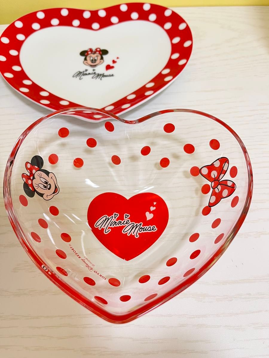 東京ディズニーランド限定 ミニー 水玉 赤 食器 セット コップ 東京ディズニーランド限定 ミニー 水玉 赤 食器 セット コップ