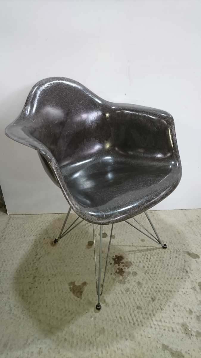 * Vintage * Eames * Herman Miller * Elephant hyde gray * fibre glass shell chair *