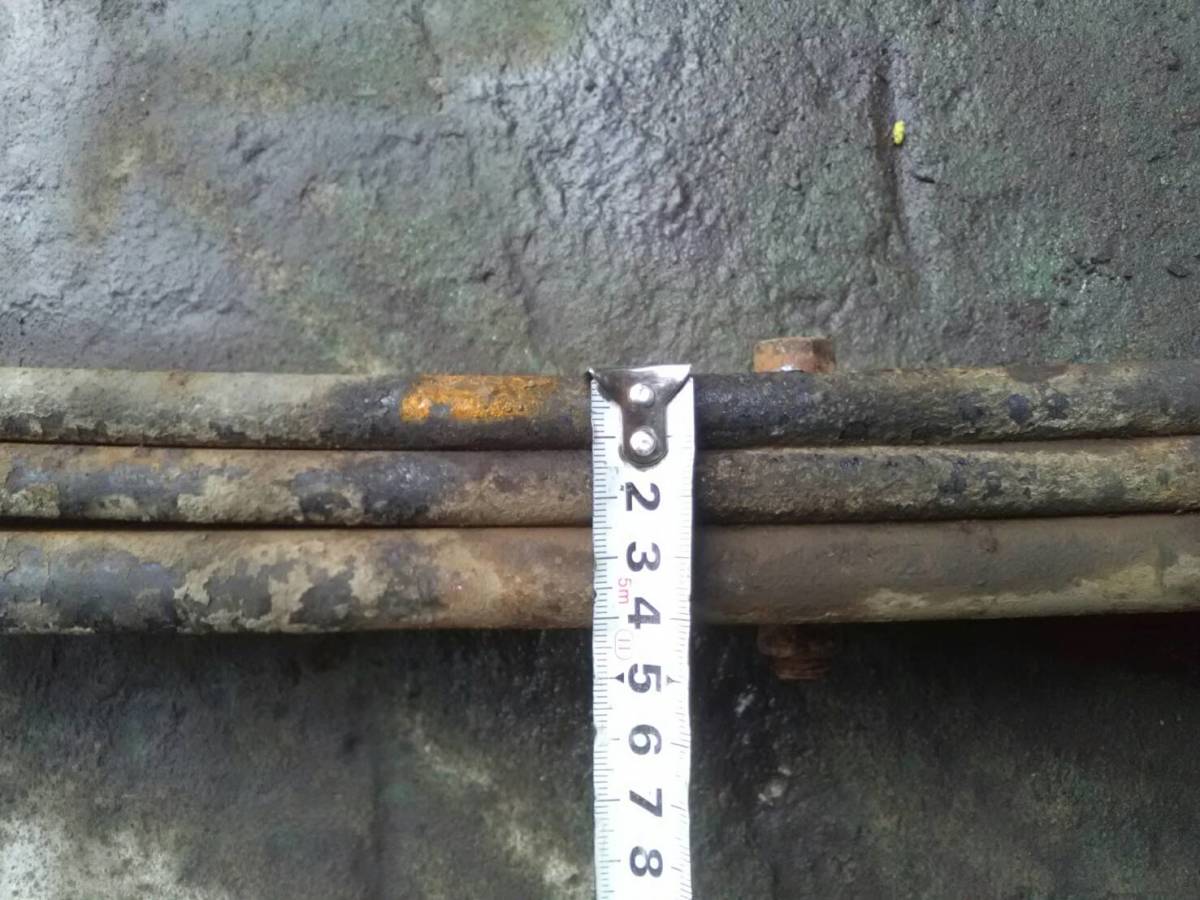 H.5 year rear right leaf spring 3 sheets thing core core approximately 122.Z 200228 same day shipping possible FE305B