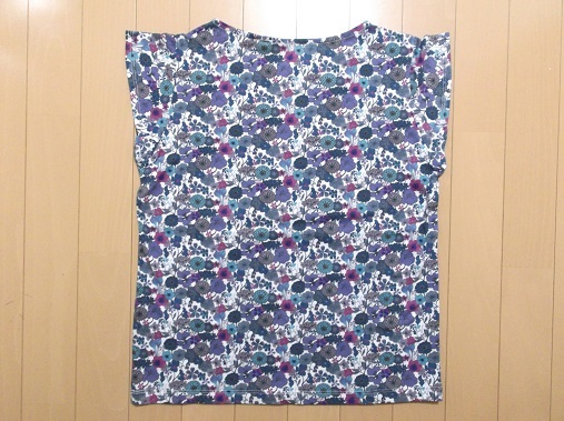 ヤフオク Uniqlo ユニクロ リバティ コラボ 半袖 Tシャ ヤフオク Uniqlo ユニクロ リバティ コラボ 半袖 Tシャ