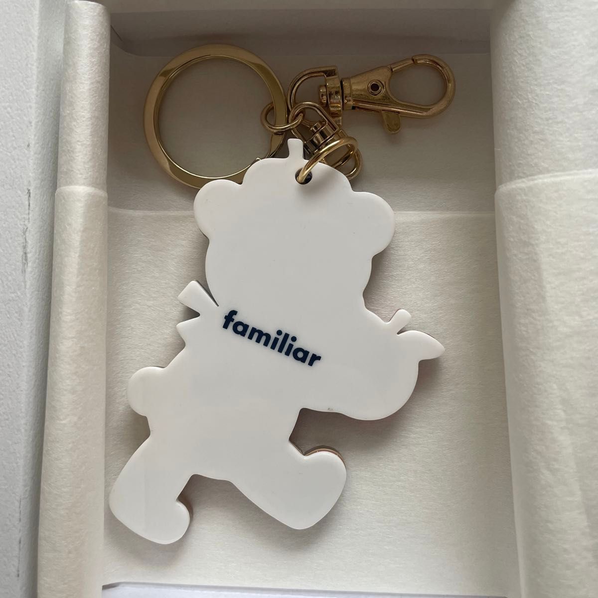 新品 未使用 familiar ファミリア キーホルダー 70周年 レア 新品 未使用 familiar ファミリア キーホルダー 70周年 レア