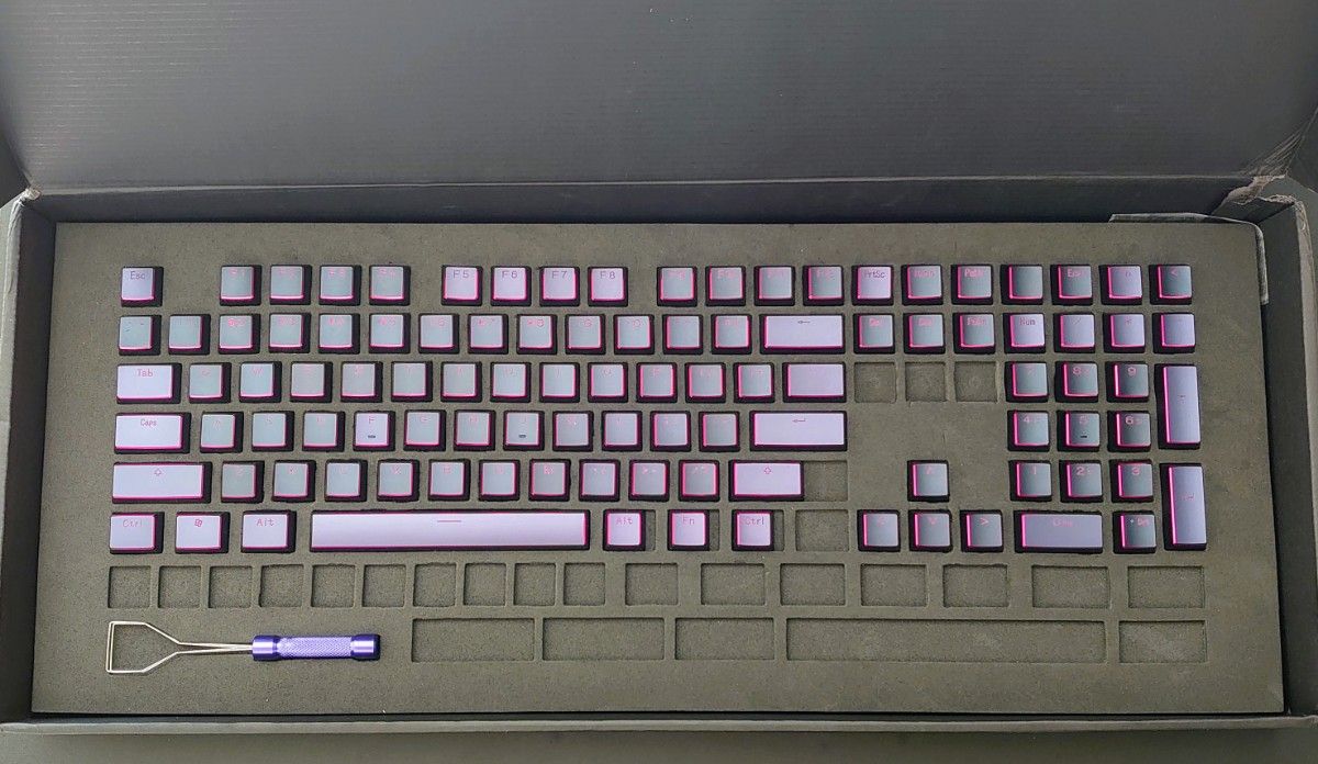キーキャップ XDA アルミ RGB透過 メタル Awekeys Cerakey 比較 キーキャップ XDA アルミ RGB透過 メタル Awekeys Cerakey 比較