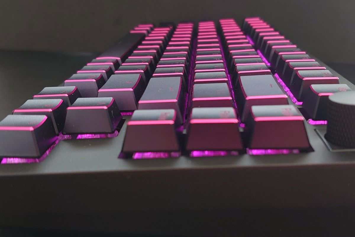 キーキャップ XDA アルミ RGB透過 メタル Awekeys Cerakey 比較 キーキャップ XDA アルミ RGB透過 メタル Awekeys Cerakey 比較