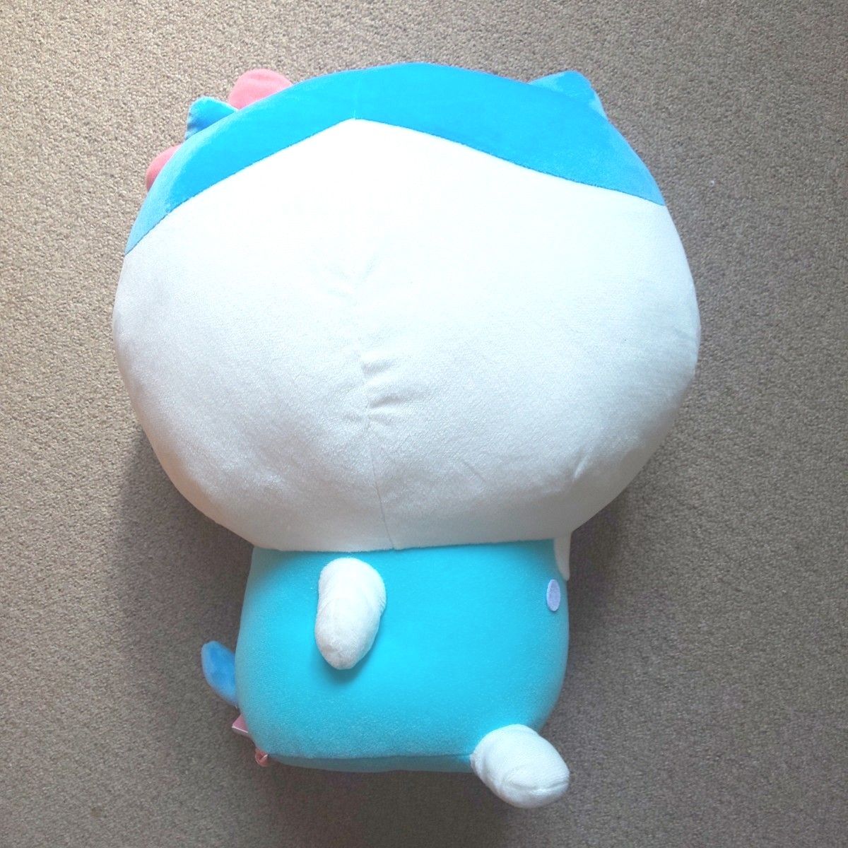 ちいかわ サンリオキャラクターズ ハチワレ ハローキティ ドール ちいかわ サンリオキャラクターズ ハチワレ ハローキティ ドール