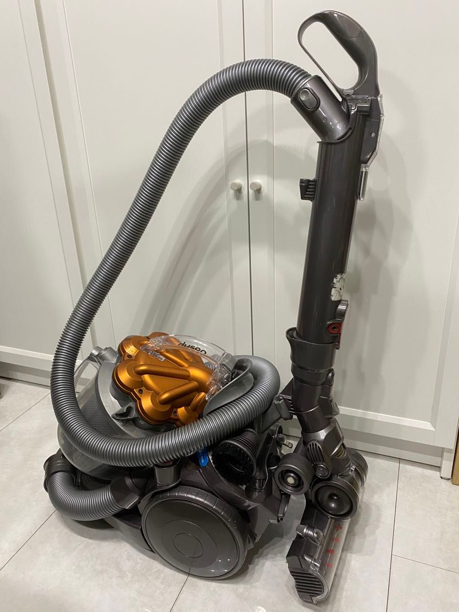 【Dyson】DC20 PET PRO 掃除機 1000W Dyson DC20 PET PRO 掃除機 1000W ダイソン|Yahoo!フリマ(旧
