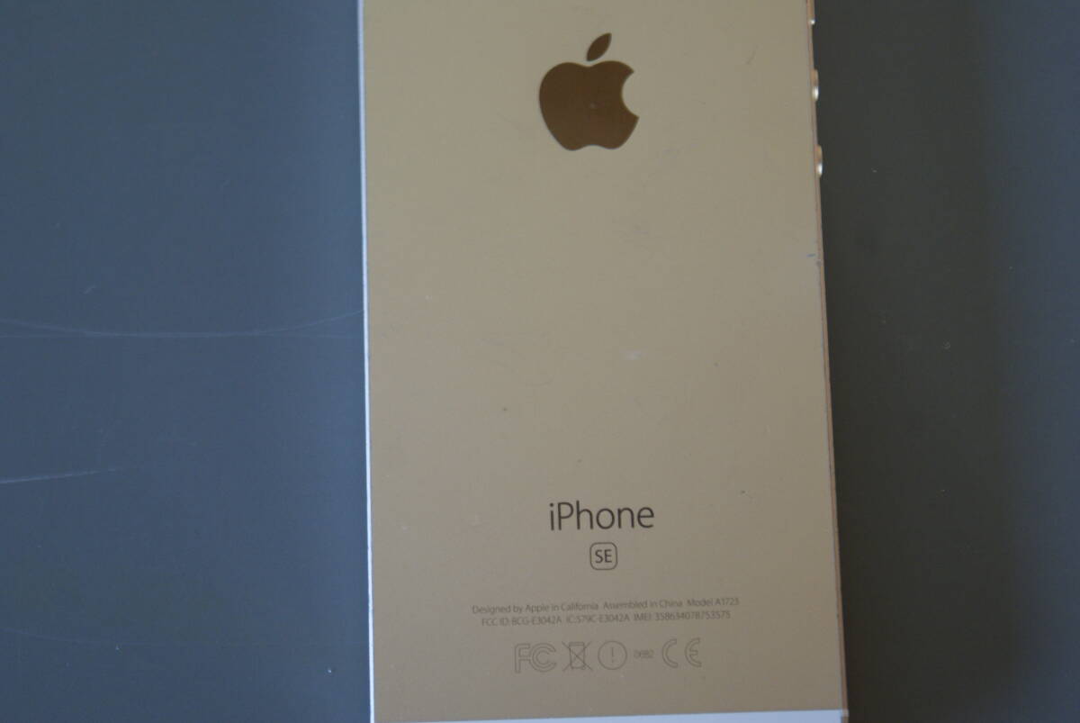 NTT docomo Apple iPhone SE 16GB Gold ゴールド MLXM2J/A SIM NTT docomo Apple iPhone SE 16GB Gold ゴールド MLXM2J/A SIM