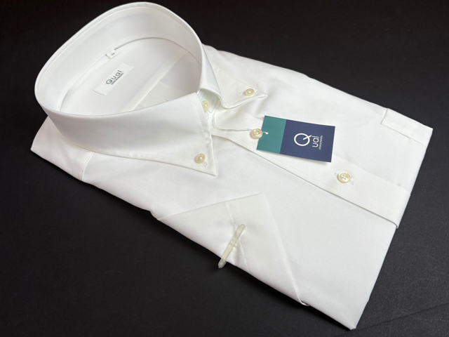 QUS001-半1062　サイズ46　形態(tài)安定　Qual　半袖ドレスシャツ　ワイシャツ　
