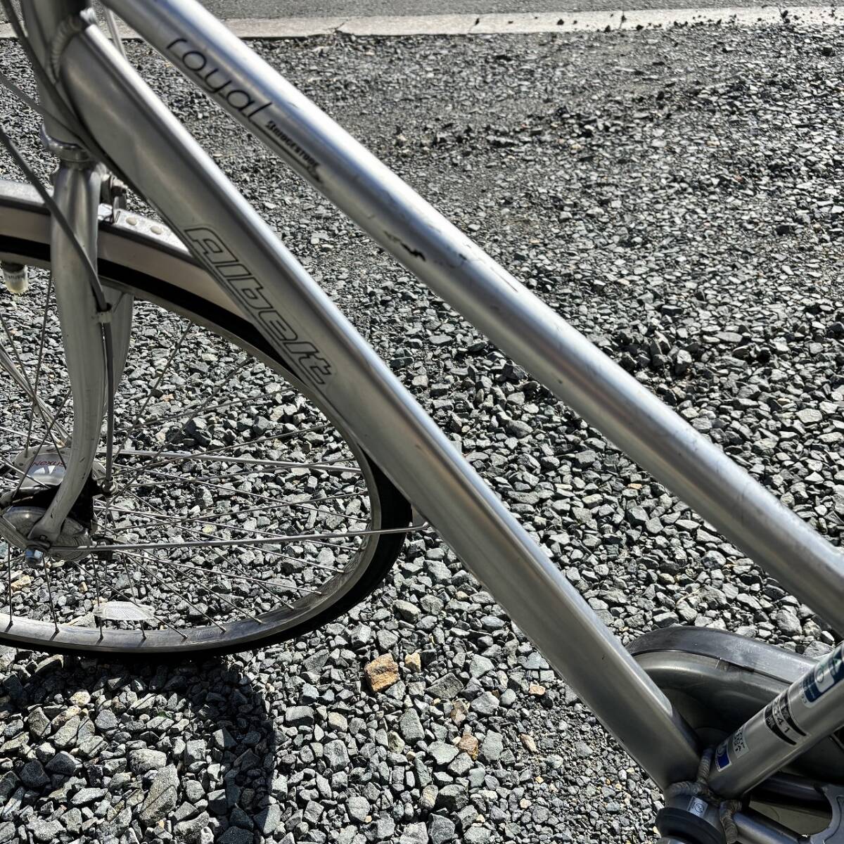 ブリヂストン　アルベルトロイヤル　27インチ サイドスタンド新品(社外)　3速　靜岡県浜松市浜名區(qū)より　引き取り推奨