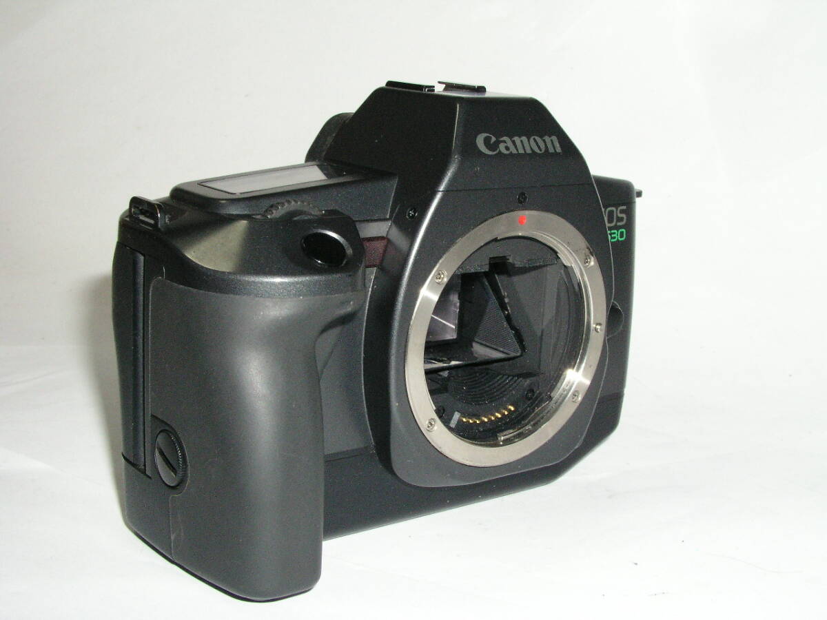 7636 希少なカラー、Canon EOS 630 メタリックグレー色 + EOS 7636 希少なカラー、Canon EOS 630 メタリックグレー色 + EOS