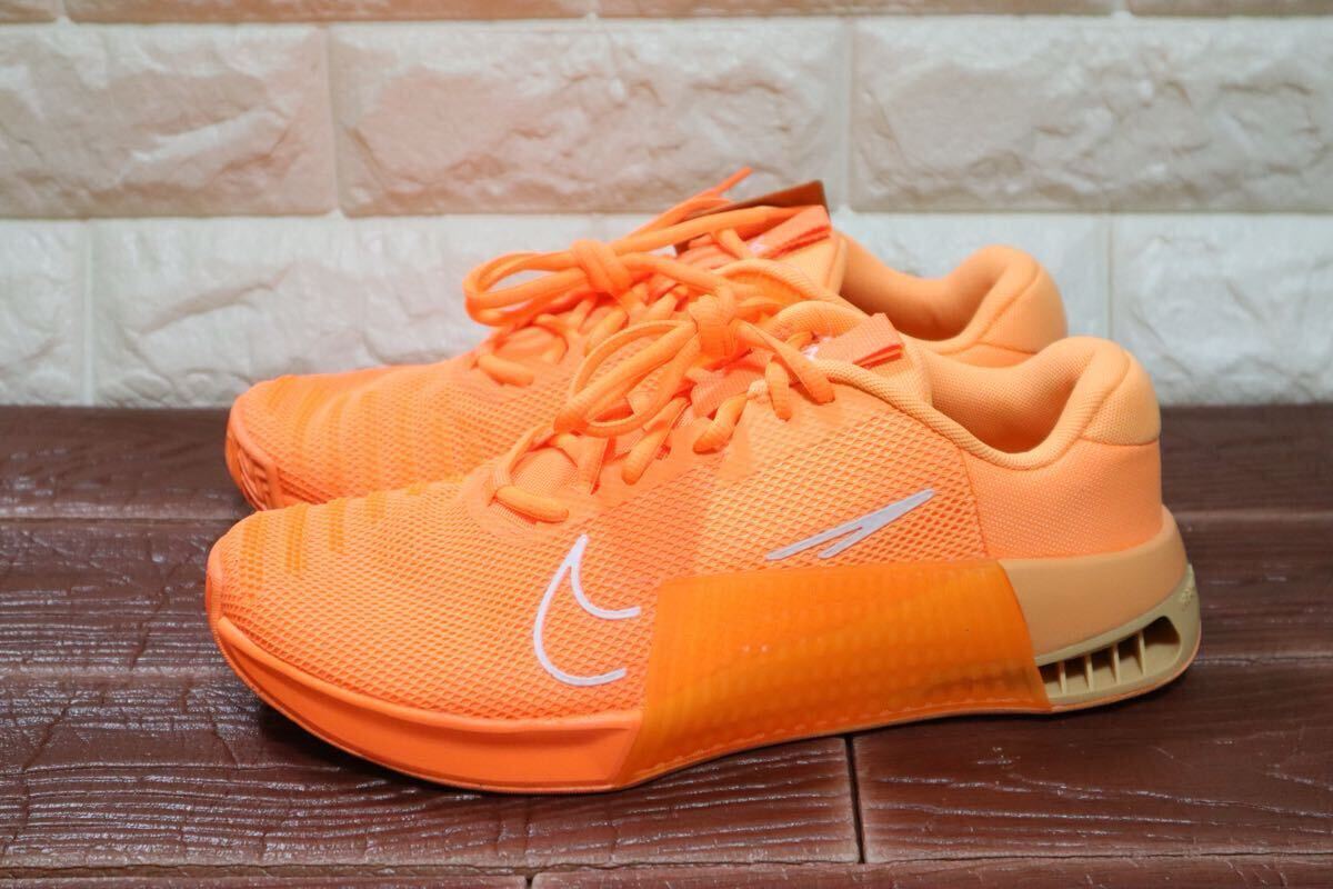 新品 25.5㎝ NIKE ナイキ METCON 9 AMP メトコン 9 AMP メンズ ワークアウトシューズ オレンジ　DZ2616-800