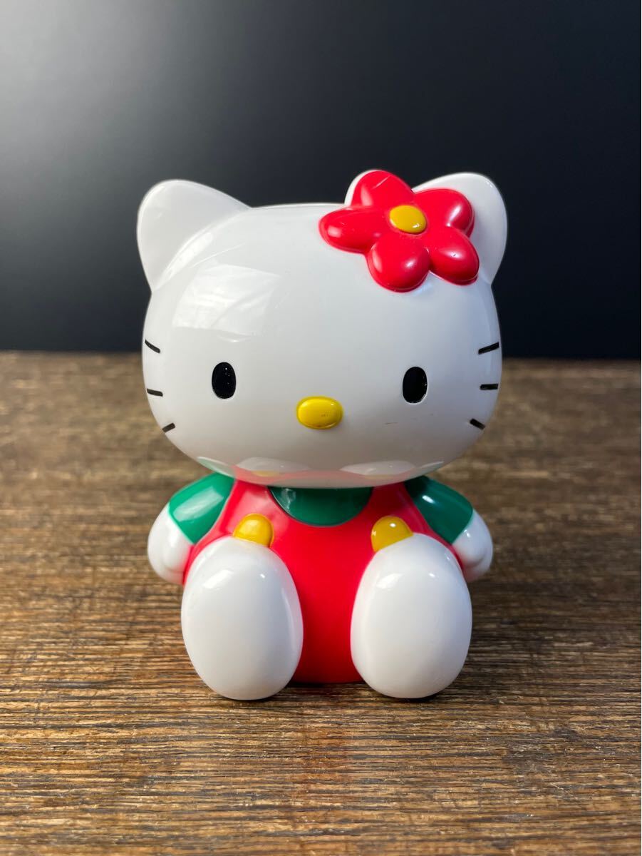 昭和レトロ キティちゃん 貯金箱 お座り ハローキティ HELLO 昭和レトロ キティちゃん 貯金箱 お座り ハローキティ HELLO