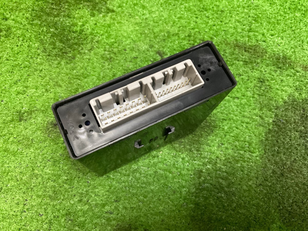 item_image_3