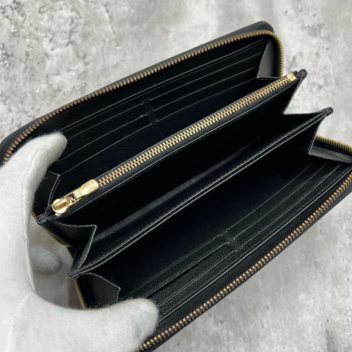 現行 極美品】ルイヴィトン LOUIS VUITTON ジッピーウォレット 現行 極美品】ルイヴィトン LOUIS VUITTON ジッピーウォレット