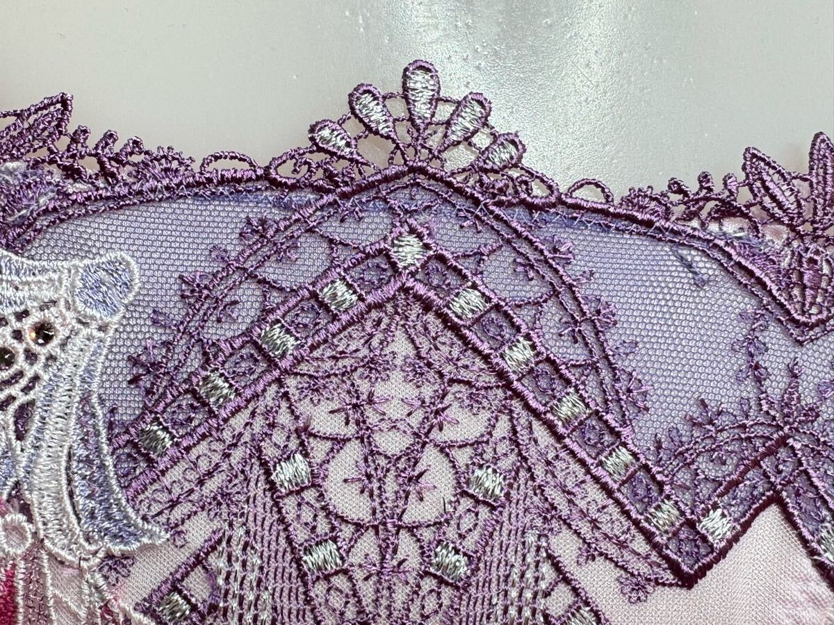 サルート 79G 店舗限定 王家の紋章 ソングM