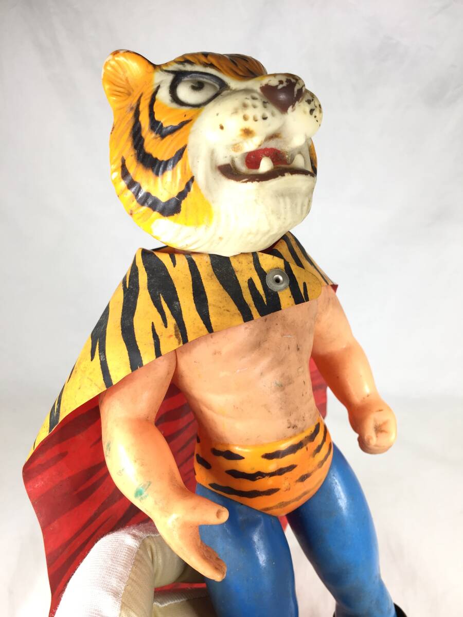 中古品】タイガーマスク 面取れ 伊達直人 中嶋製作所 ソフビ 中古品】タイガーマスク 面取れ 伊達直人 中嶋製作所 ソフビ