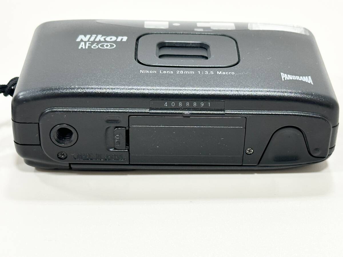 美品 Nikon ニコン AF600 Nikon Lens 28mm F3.5 Macro 美品 Nikon ニコン AF600 Nikon Lens 28mm F3.5 Macro