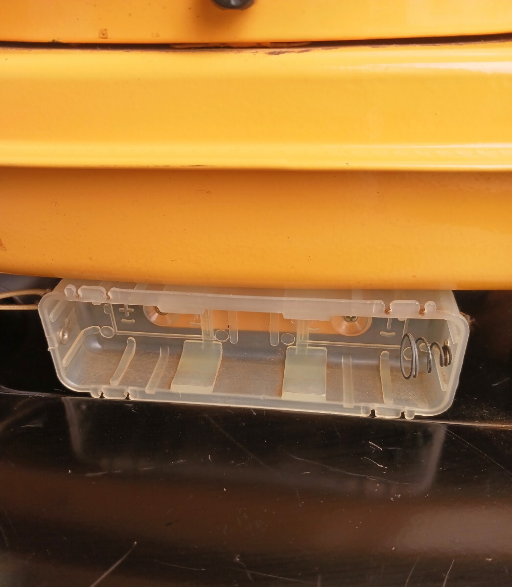 ヴィンテージ FUJIKA フジカ 小型 石油ストーブ KM-17K型 イエロー系 昭和レトロ キャンプ アウトドア 箱付き_画像9