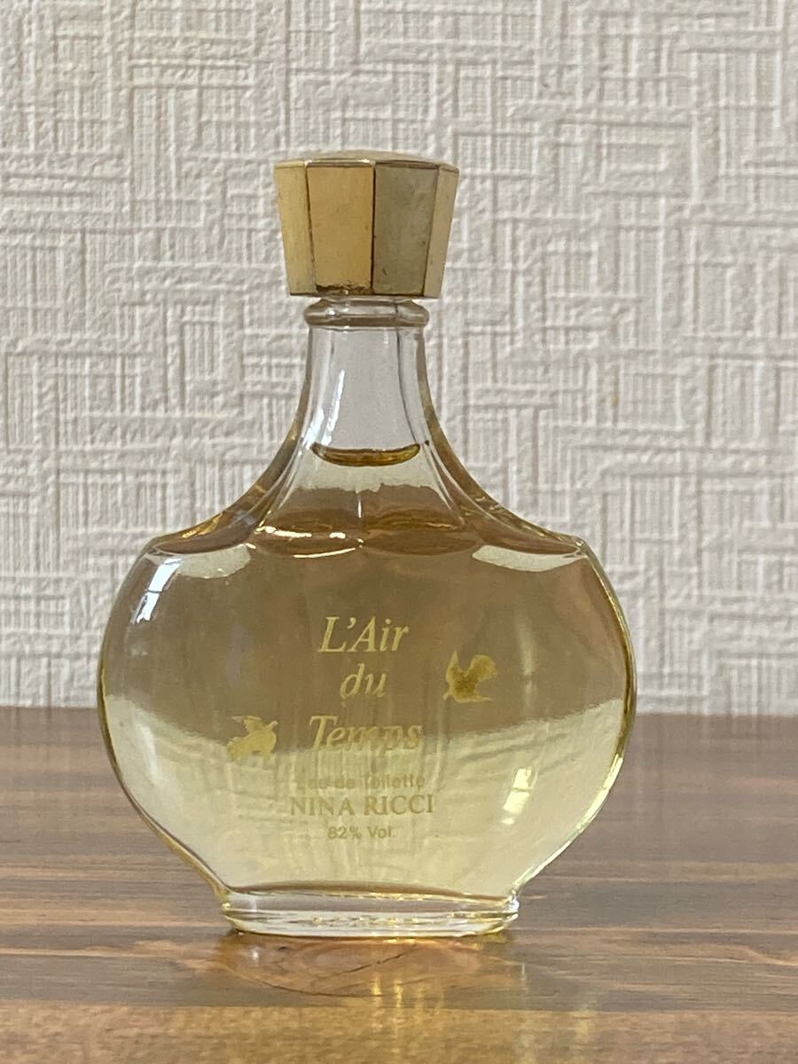 I5C239* как новый * Nina Ricci NINA RICCI направляющие te. язык L'Air du Tempso-doto трещина EDT духи 25mL