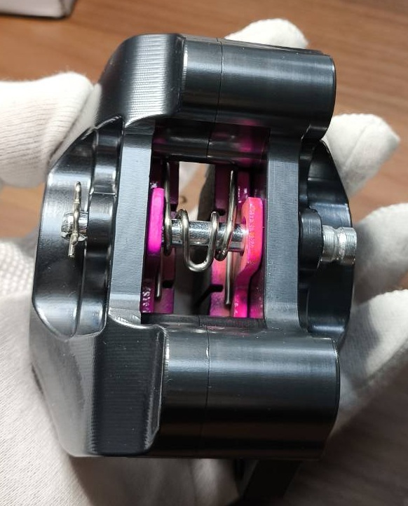 灰 ガンメタ AGL カニキャリパー 84MM 臺(tái)灣 ブレンボ FRANDO RPM FOLAMDO シグナス V125 PCX グロム NMAX リード NSR NS-1