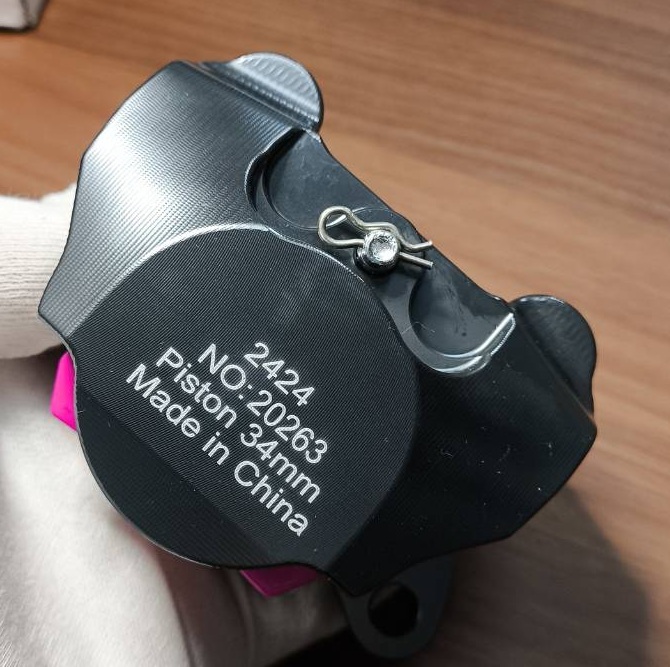 灰 ガンメタ AGL カニキャリパー 84MM 臺(tái)灣 ブレンボ FRANDO RPM FOLAMDO シグナス V125 PCX グロム NMAX リード NSR NS-1