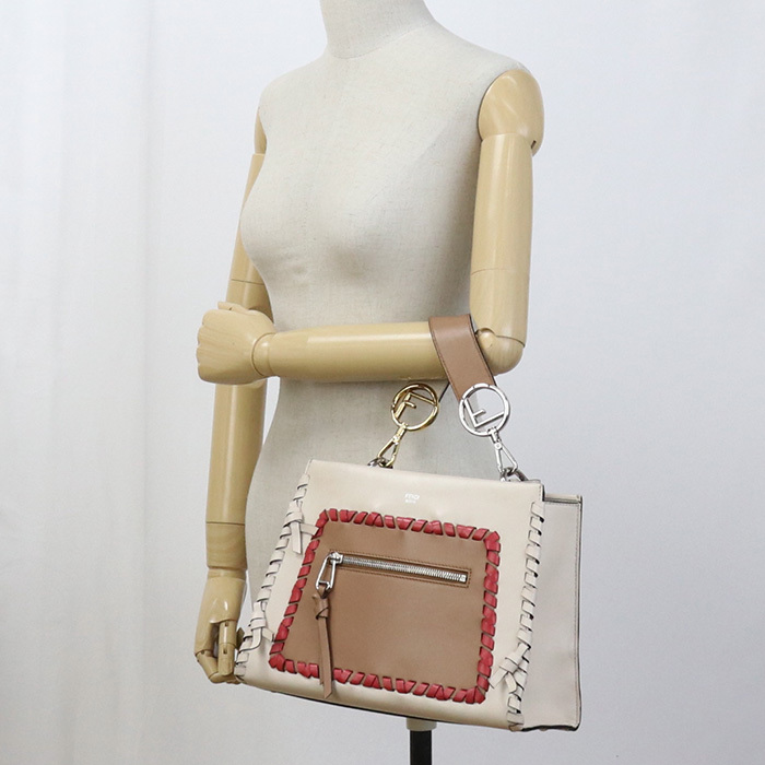 中古良品 FENDI フェンディ ハンドバッグ 8BH344 A316 2WAYハンドバッグ ラナウェイ レディース ベージュ