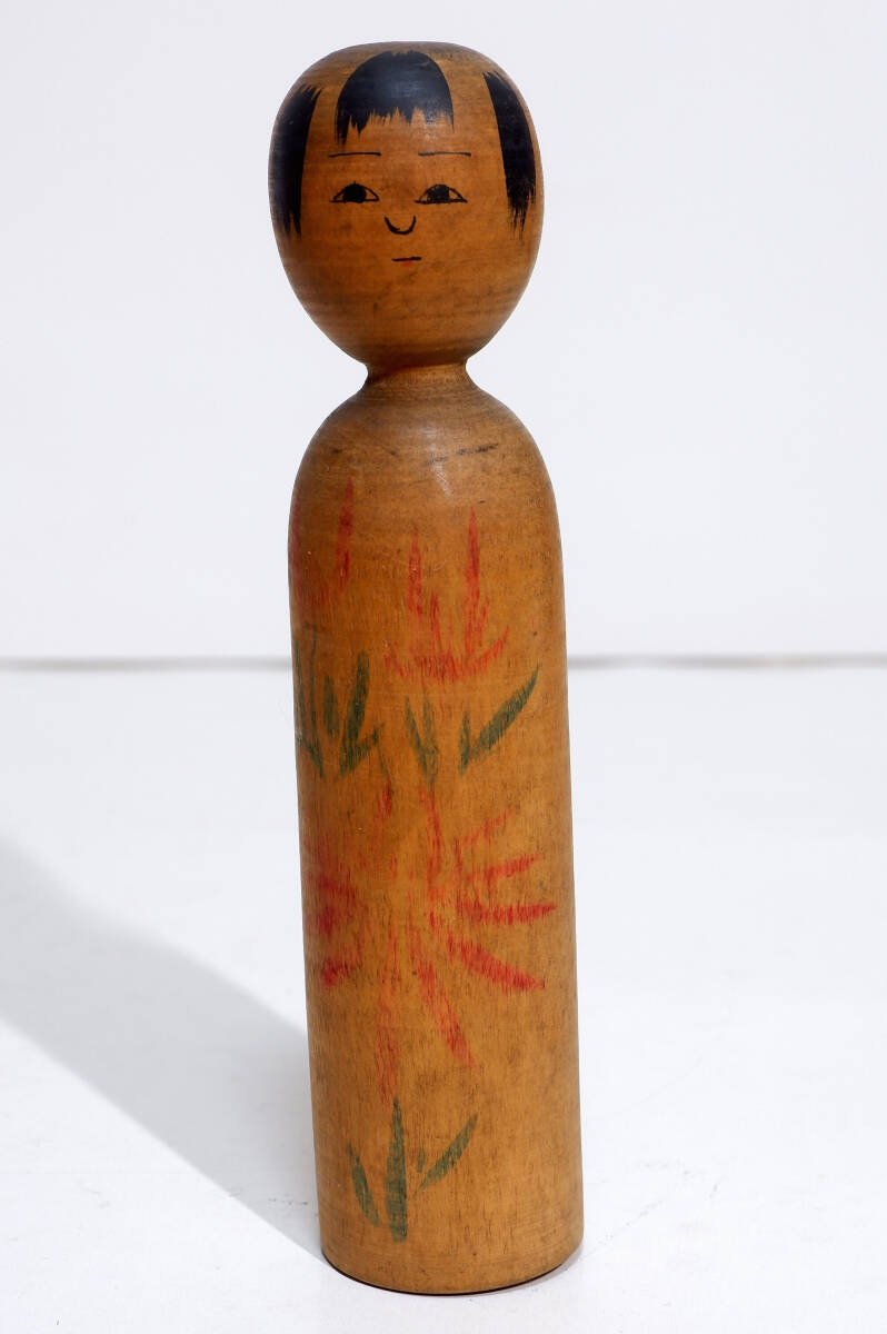 伝統こけし(7)木地山 小椋久太郎(小椋久四郎?) 約18cm 古作 蒐集 伝統こけし(7)木地山 小椋久太郎(小椋久四郎?) 約18cm 古作 蒐集