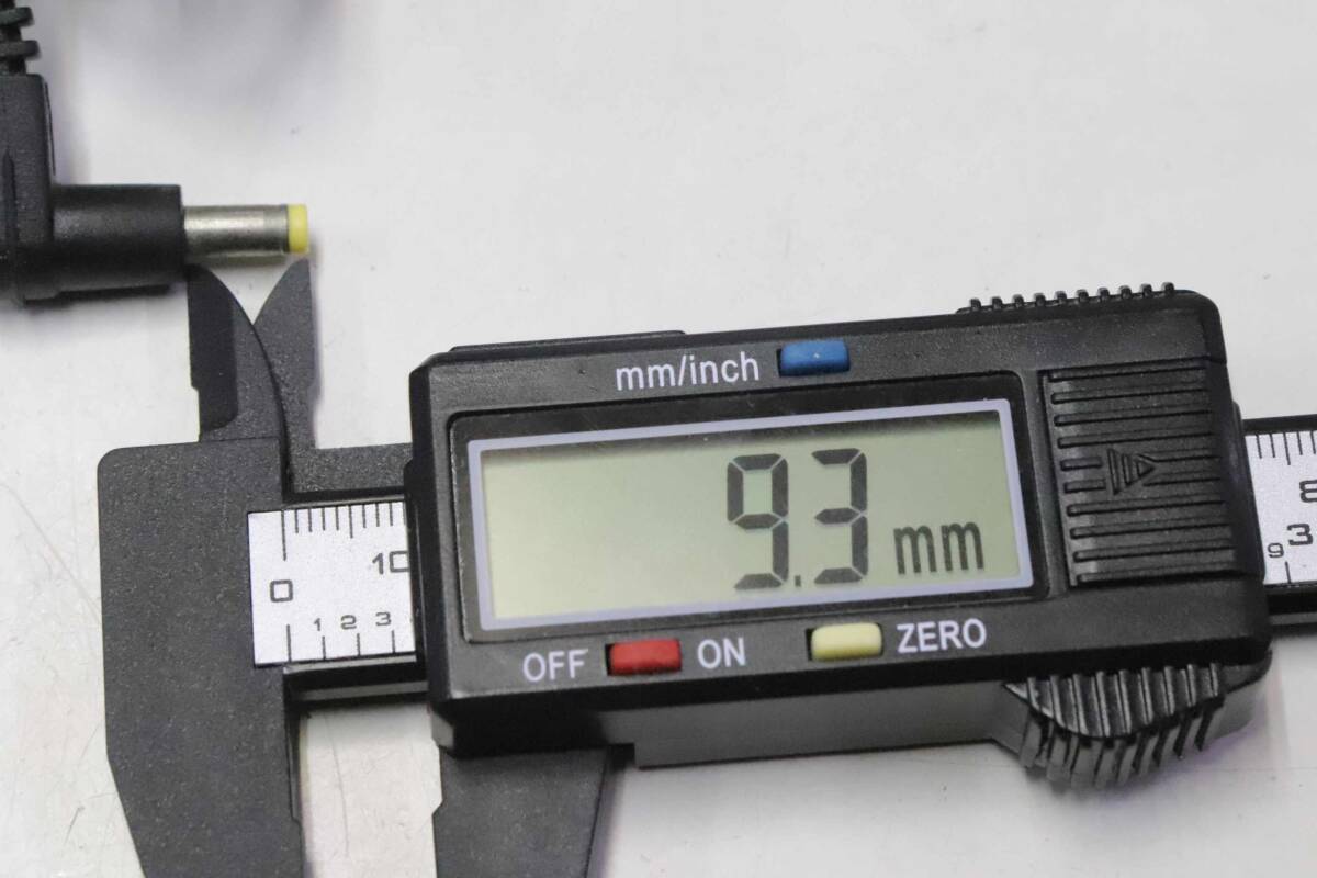 !_ стандартный AC адаптор PA48A переменный ток 100V- постоянный ток 12V 0.5A 50-60Hz 13-19VA мощность OK кабель 1.7m длина L type штекер наружный диаметр 4. внутренний диаметр 1.6. длина 9. измерения 
