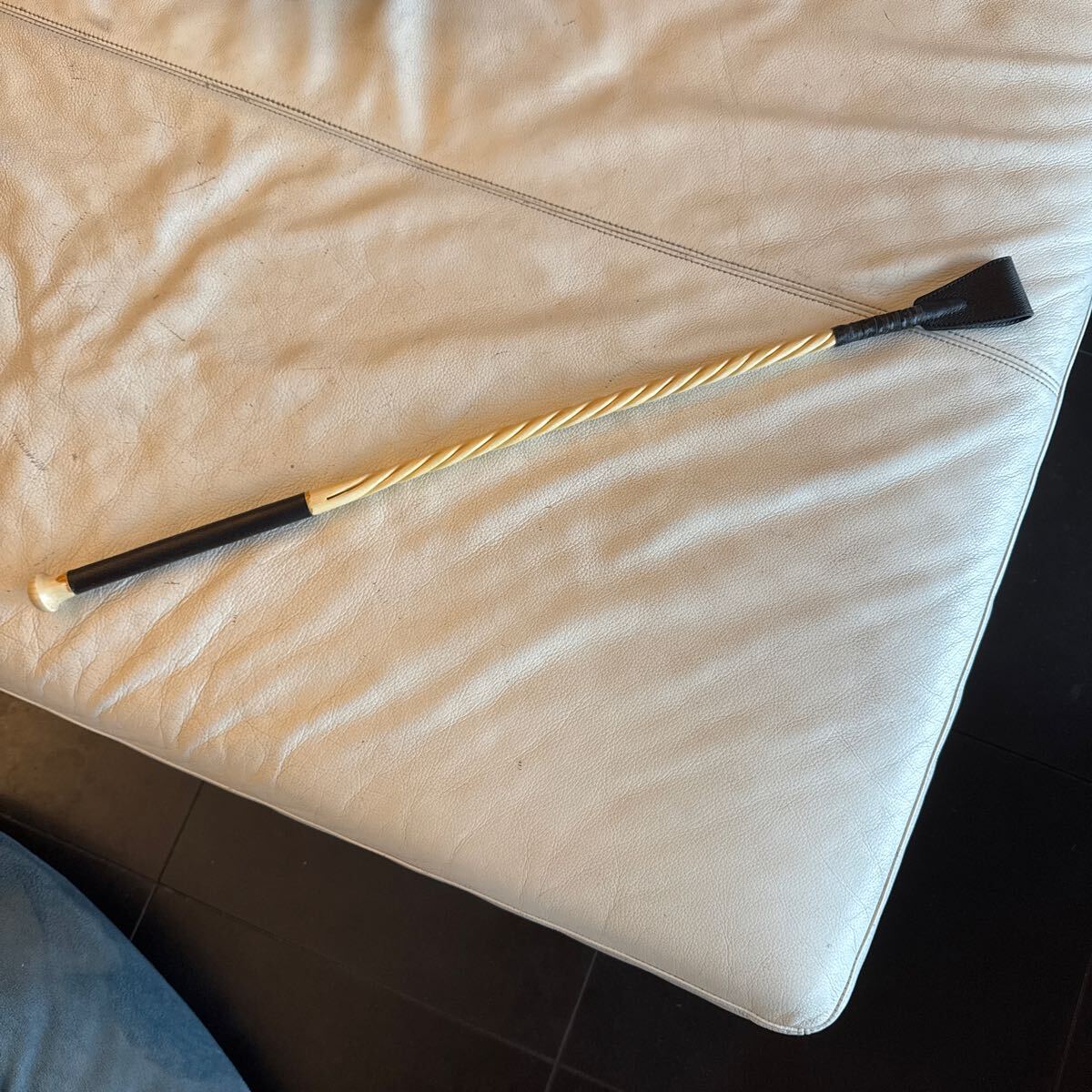 エルメス鞭 黒 値下げしました。