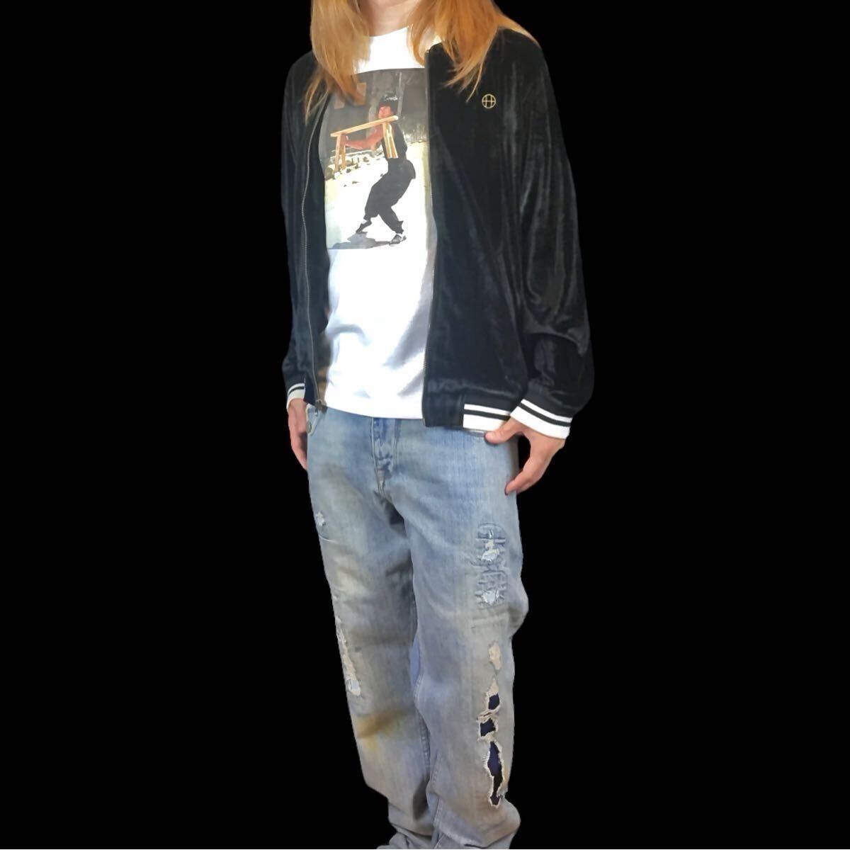 新品 ユンピョウ チャンピオン鷹 サイクロンZ 孔雀王 ジャッキーチェン 香港 カンフー映画 アクション俳優 Tシャツ ユニセックス Lサイズ_画像5