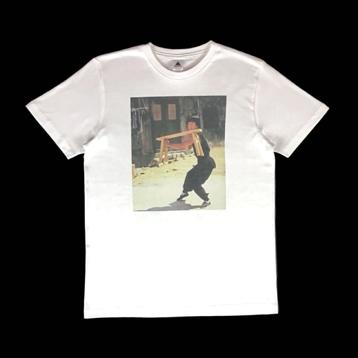 新品 ユンピョウ チャンピオン鷹 サイクロンZ 孔雀王 ジャッキーチェン 香港 カンフー映画 アクション俳優 Tシャツ ユニセックス Lサイズ_画像6