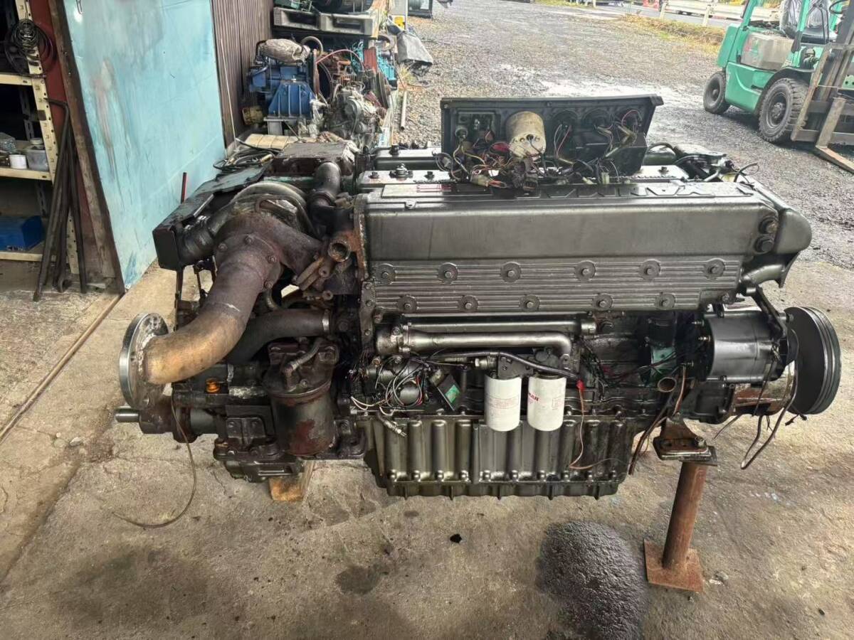 ヤンマー船内機 6CA-ET 300馬力 最大360馬力 減速比:2.96 電 ヤンマー船内機 6CA-ET 300馬力 最大360馬力 減速比:2.96 電