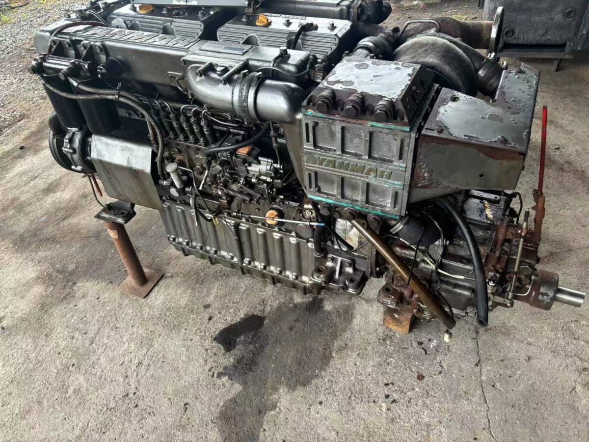 ヤンマー船内機 6CA-ET 300馬力 最大360馬力 減速比:2.96 電 ヤンマー船内機 6CA-ET 300馬力 最大360馬力 減速比:2.96 電