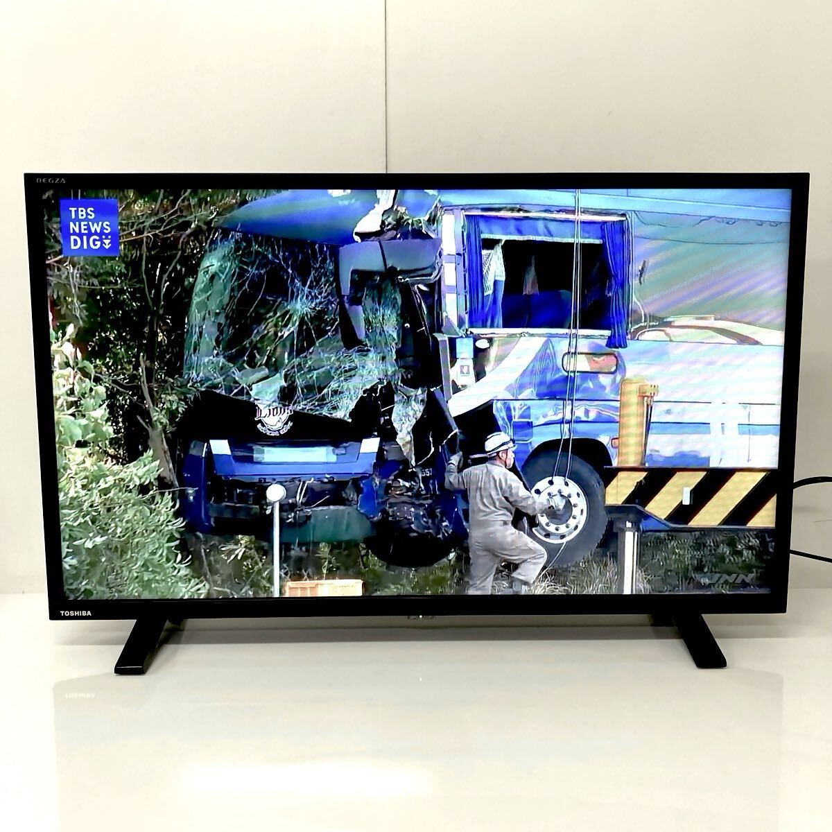 ☆1円 〜【極美品】TOSHIBA 東芝 REGZA 32型 32S24 液晶テレビ ☆1円 〜【極美品】TOSHIBA 東芝 REGZA 32型 32S24 液晶テレビ