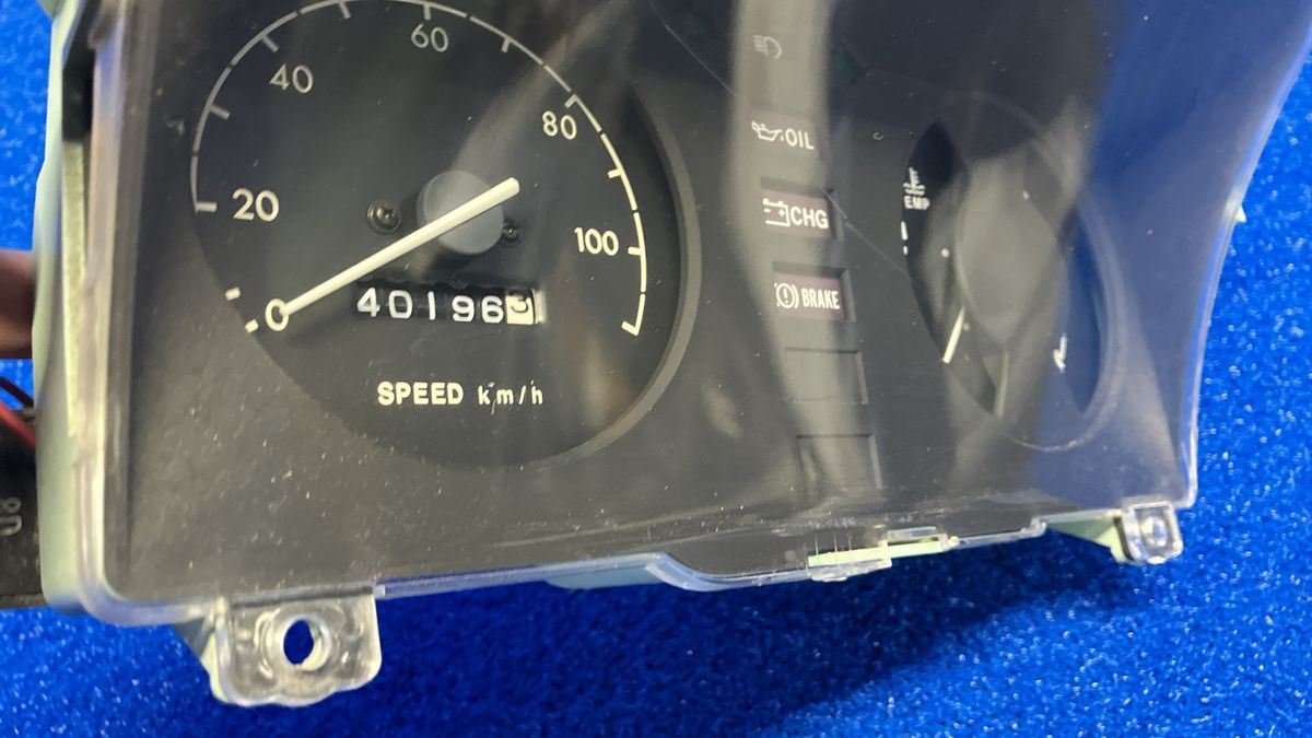 スズキ ST30 キャリートラック 純正 スピードメーター 34100-79013 257300-5230 40196km アナログ タコ無し