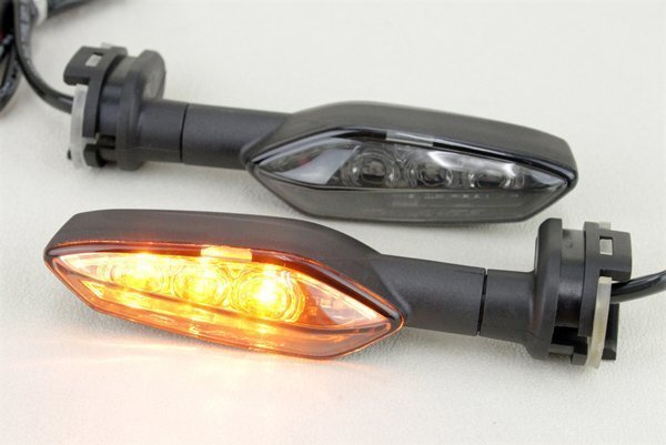 送料格安 MT-10純正タイプ スモークLEDウインカー左右セット MT-09Tracer MT-07 MT-25 MT-3 トレーサー YAMAHA ヤマハ