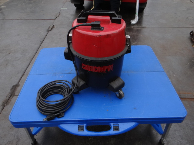 H4997 日立 業務用掃除機 店舗用クリーナー【CV-95EA】 昭和 H4997 日立 業務用掃除機 店舗用クリーナー【CV-95EA】 昭和